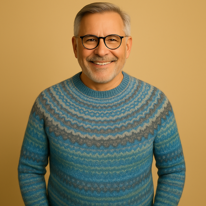 Saela & Co - Timeless Icelandic Wool Knit Pullover