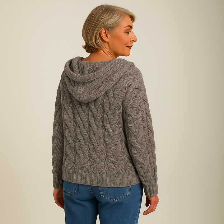 Saela & Co – Cozy and Stylish Knit Hoodie