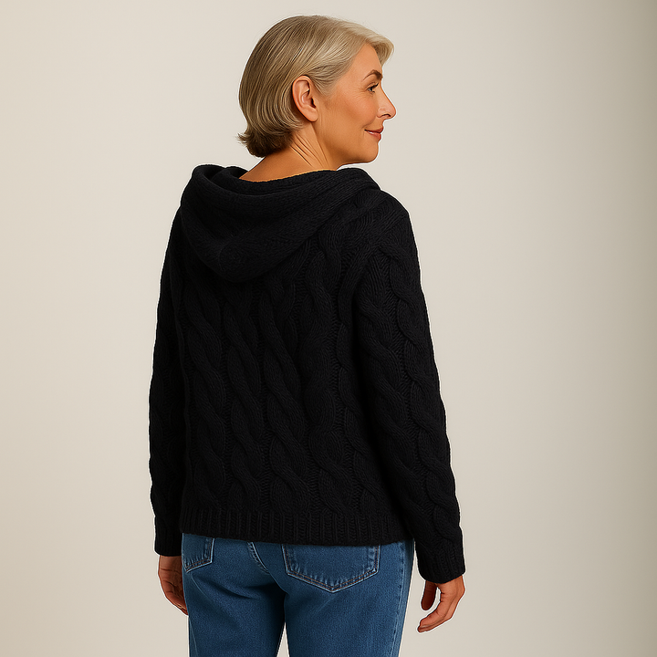 Saela & Co – Cozy and Stylish Knit Hoodie