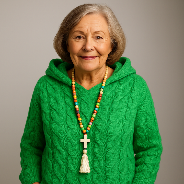 Saela & Co – Cozy and Stylish Knit Hoodie