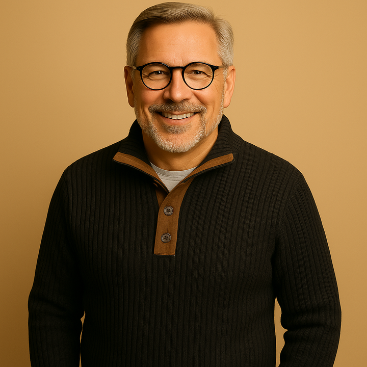 Saela & Co - High Neck Sweatshirt