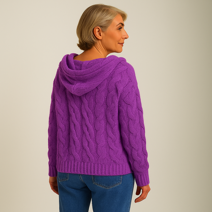 Saela & Co – Cozy and Stylish Knit Hoodie