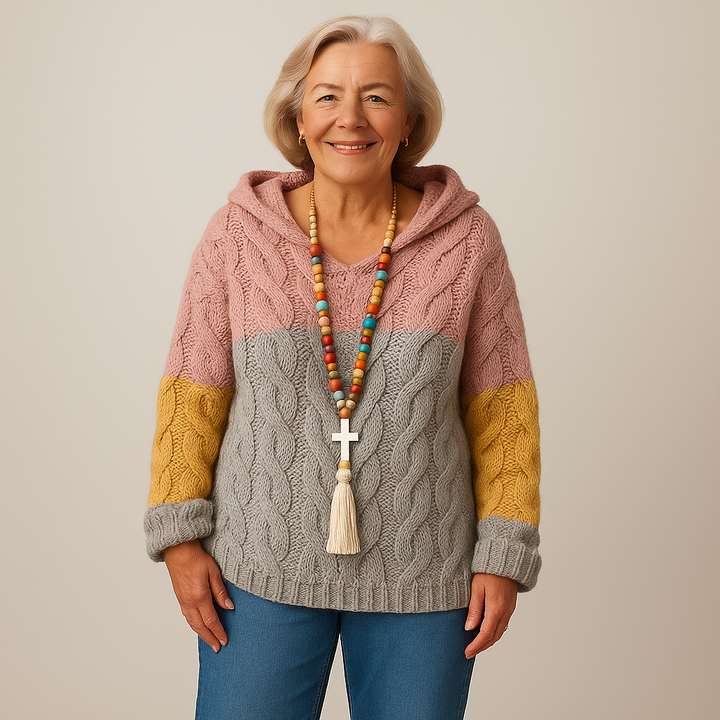 Saela & Co – Cozy and Stylish Knit Hoodie