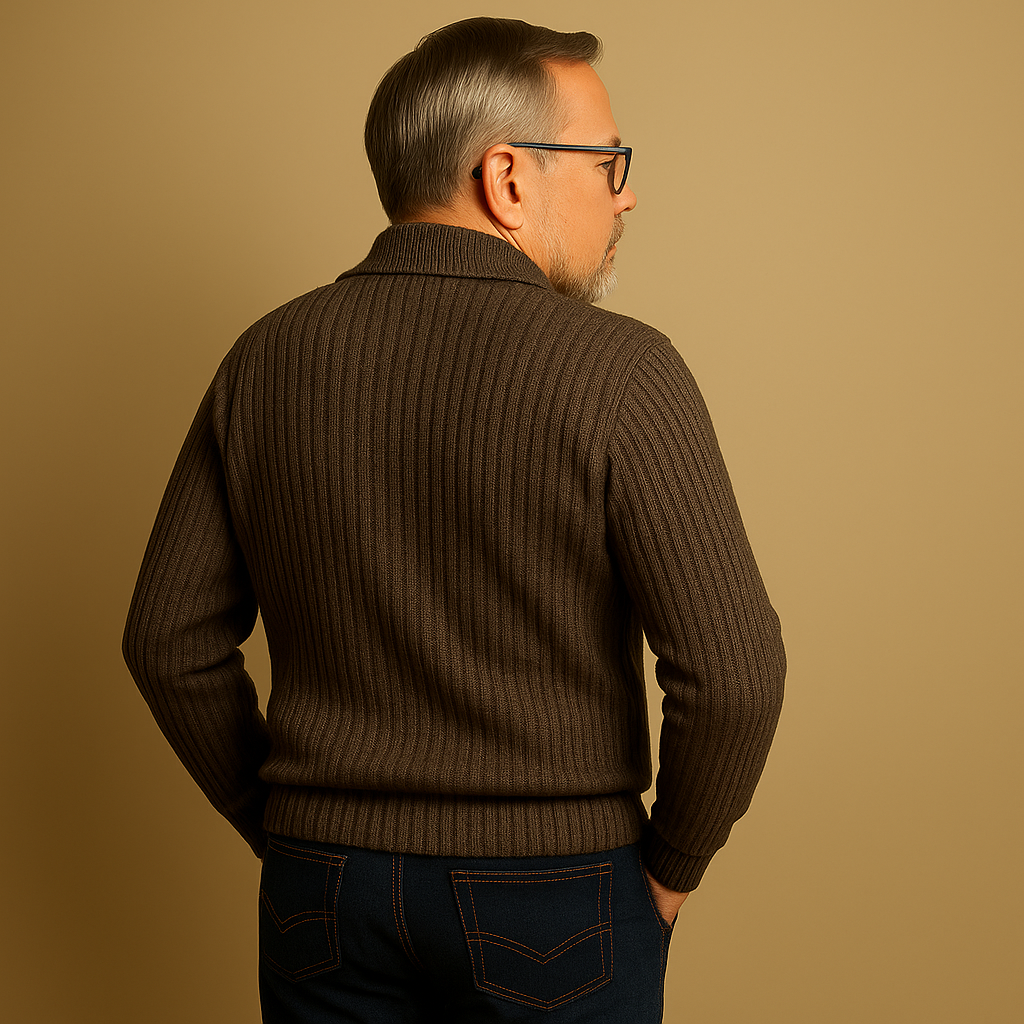 Saela & Co - High Neck Sweatshirt